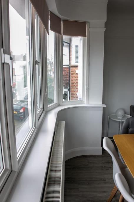 Ferienwohnung Stylish Retreat In Leigh-On-Sea Southend-on-Sea Exterior foto