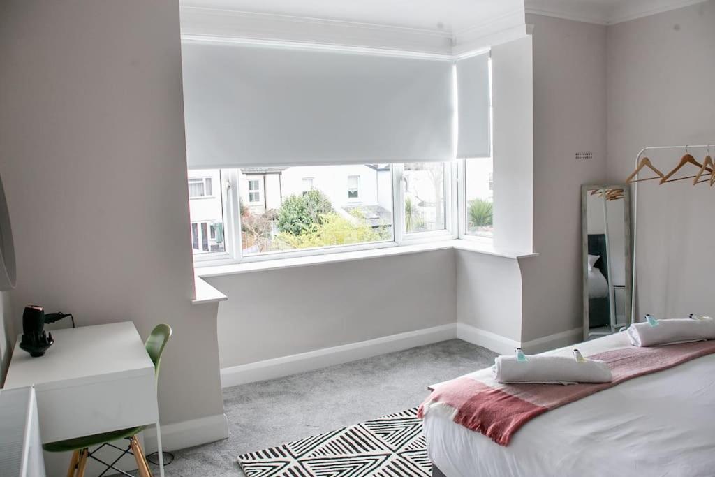 Ferienwohnung Stylish Retreat In Leigh-On-Sea Southend-on-Sea Exterior foto