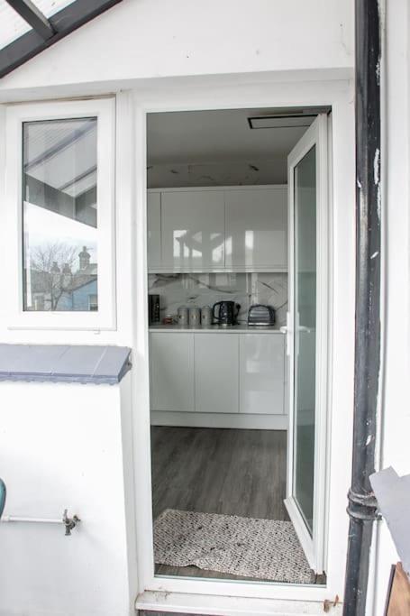 Ferienwohnung Stylish Retreat In Leigh-On-Sea Southend-on-Sea Exterior foto